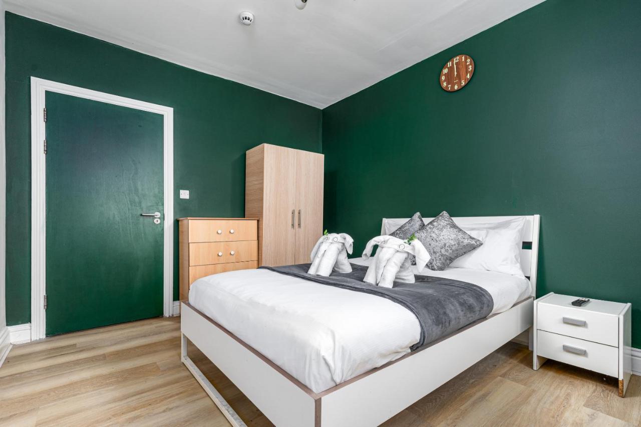 City Gate Guest House Londen Buitenkant foto