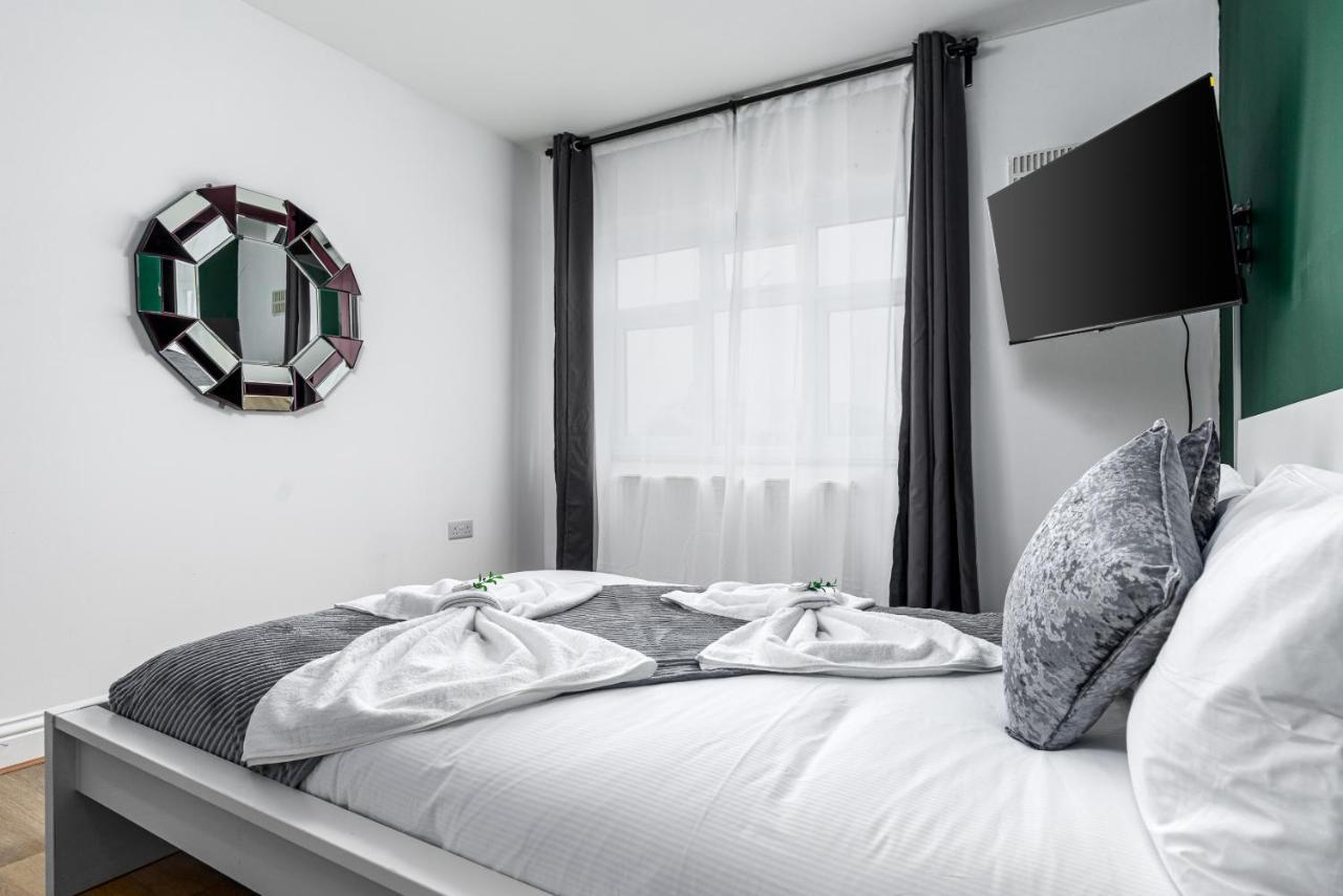 City Gate Guest House Londen Buitenkant foto