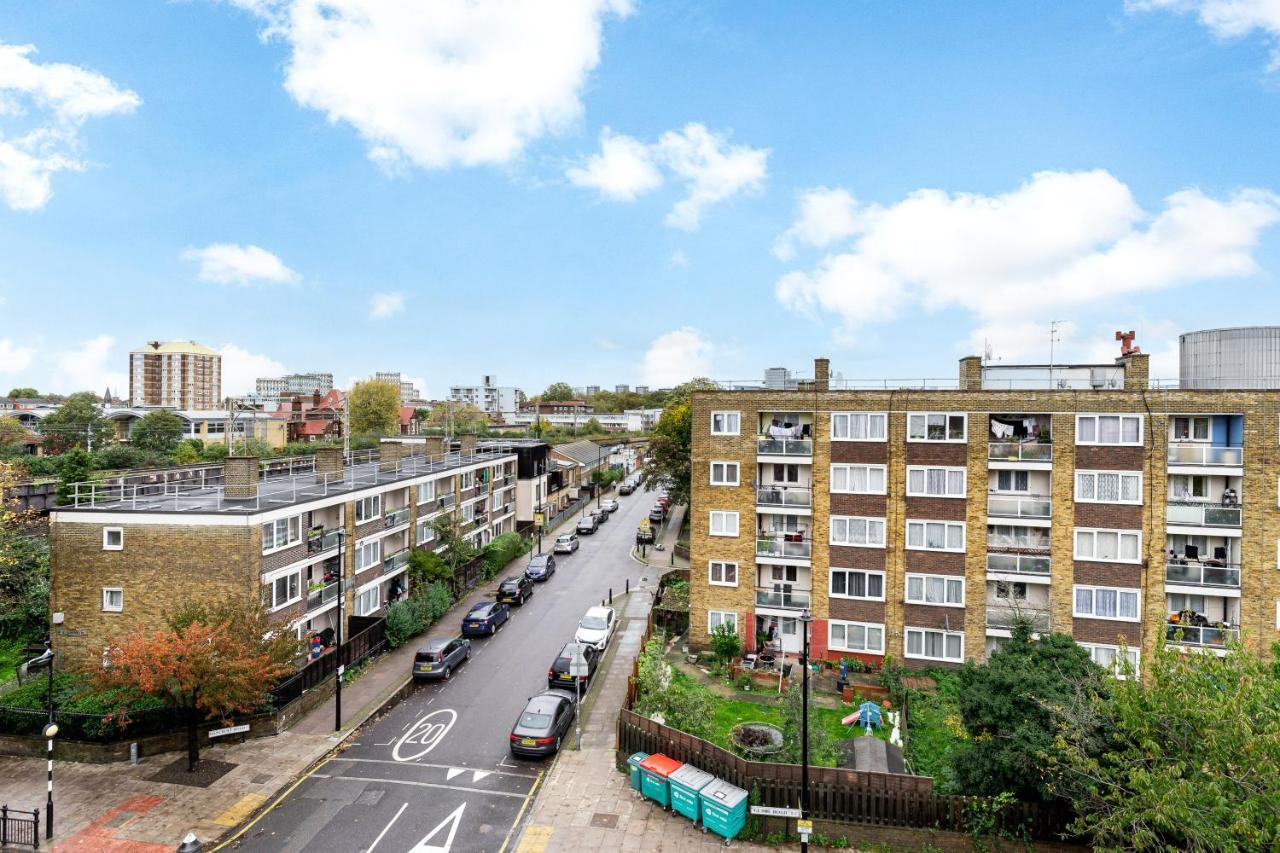 City Gate Guest House Londen Buitenkant foto