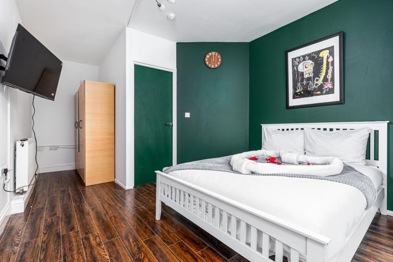 City Gate Guest House Londen Buitenkant foto