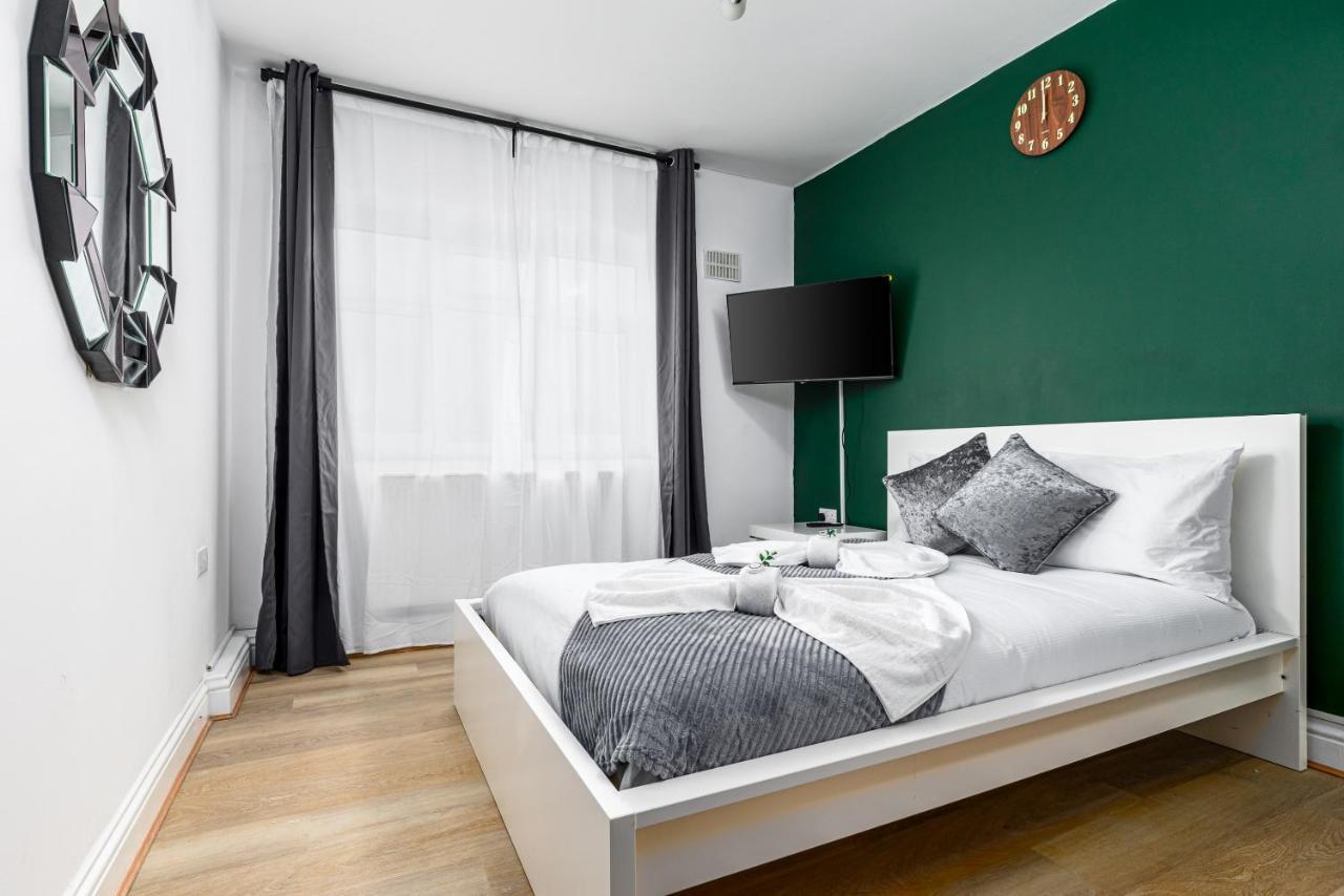 City Gate Guest House Londen Buitenkant foto